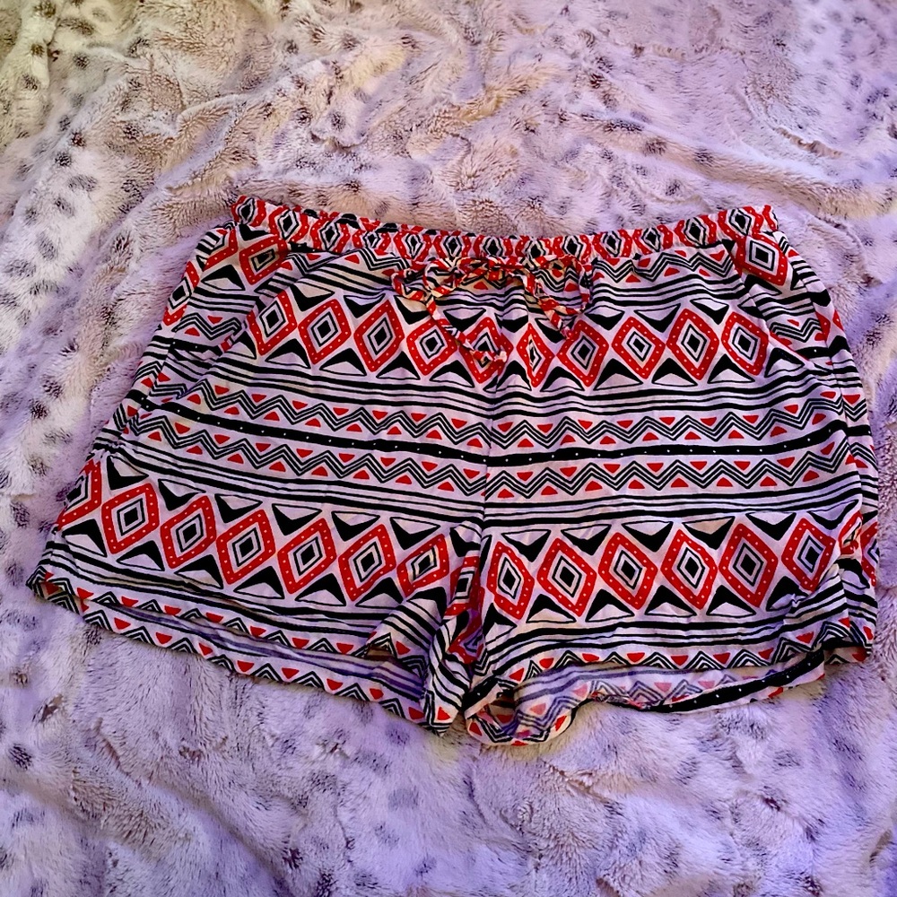 Print shorts size large